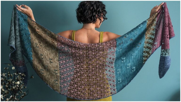 Stunning Lavender Butterfly Shawl free Crochet Pattern