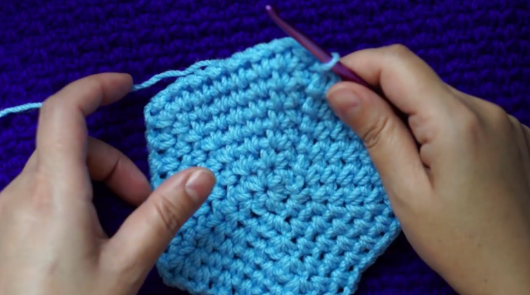 How To Knit A Scarf – the easiest way for beginners 2025