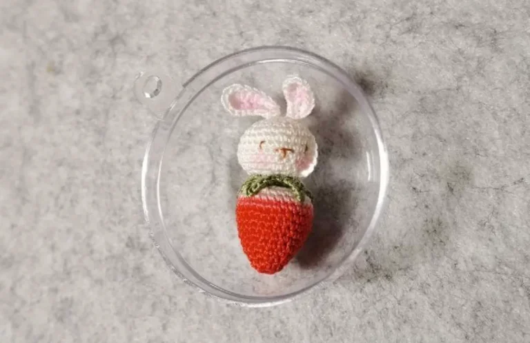 Crochet Strawberry Bunny Amigurumi: A Sweet Project for Your Hook