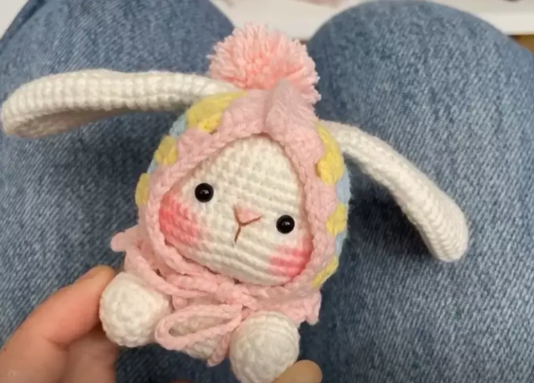 Adorable Crochet Bunny (Plus a Sweet Hat)