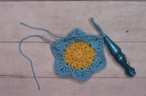 Easy Crochet Mother’s Day Gift Card Holder