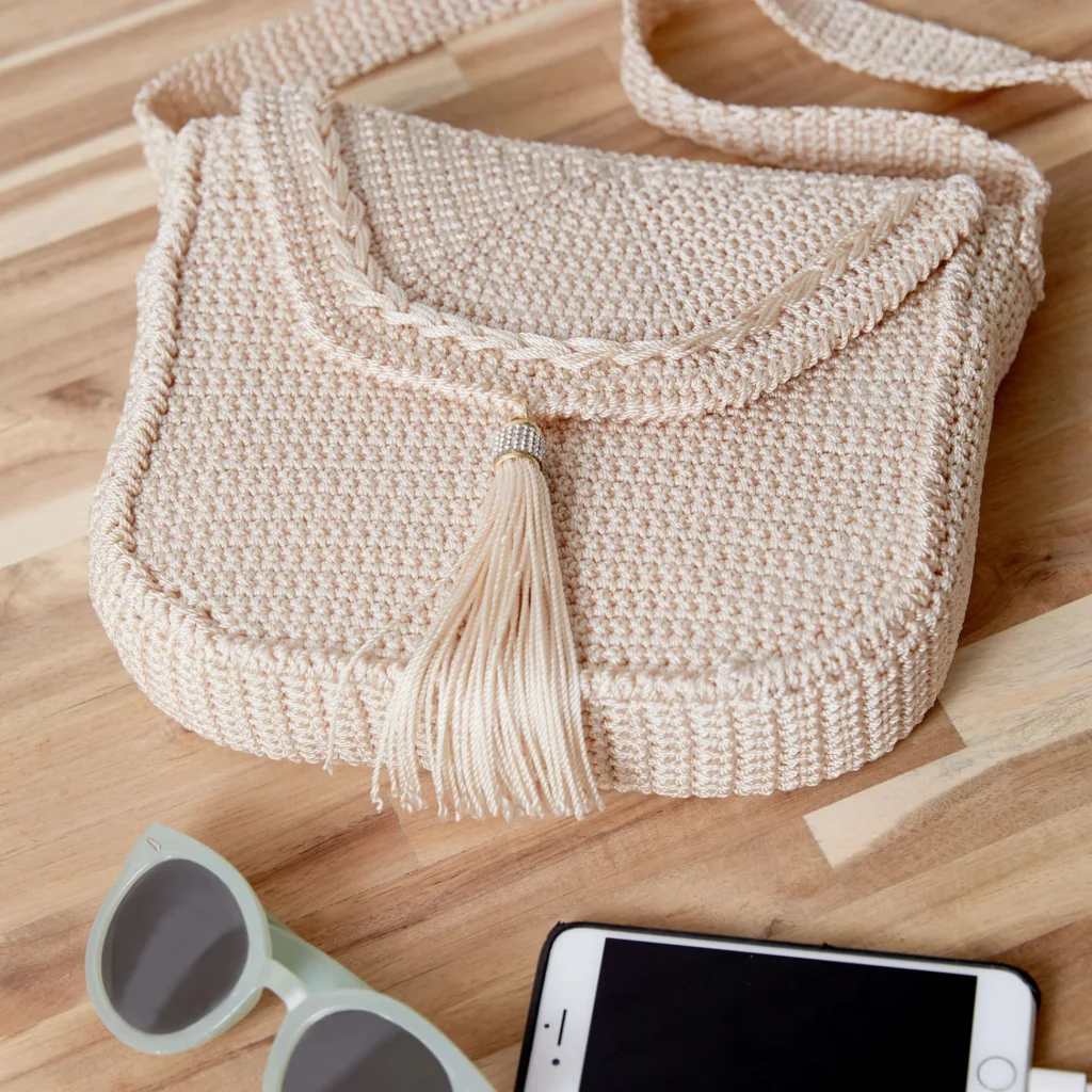 Crochet cross body bag free pattern