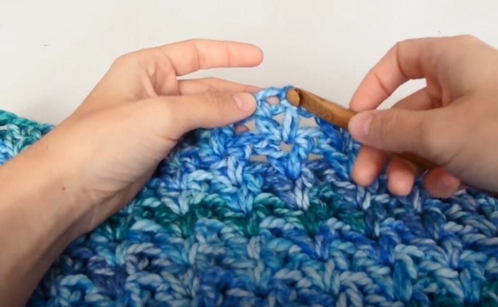 How to Crochet Mermaid Tail Blanket: Free Pattern & Tutorial
