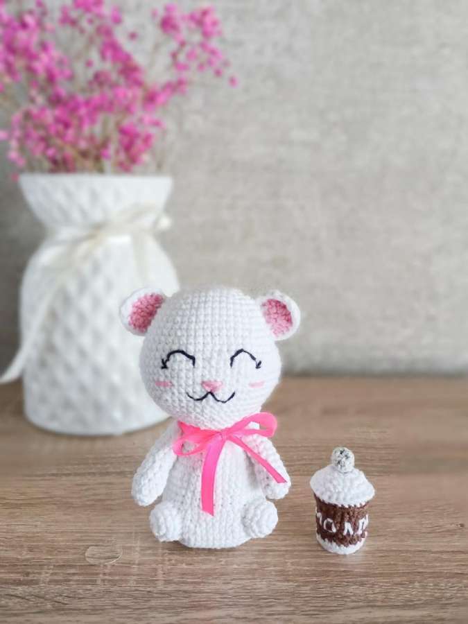 Crochet Master Class: Cute Kitty & Milk Cup Free Pattern!