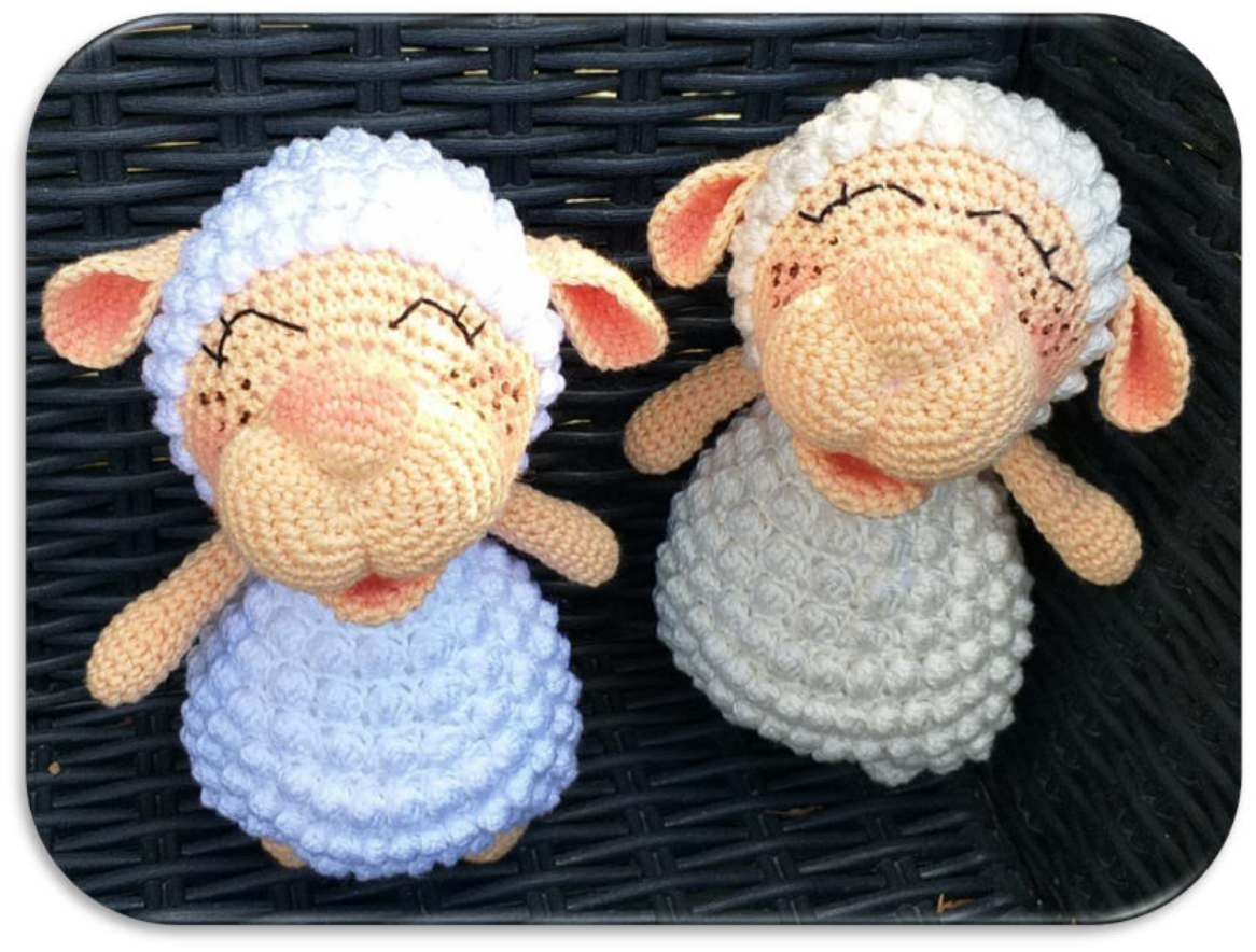 Make Lennard! Free Chubby Sheep Crochet Pattern.