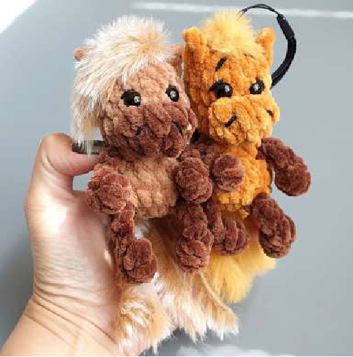 Crochet This Adorable Horsey Keychain Now!