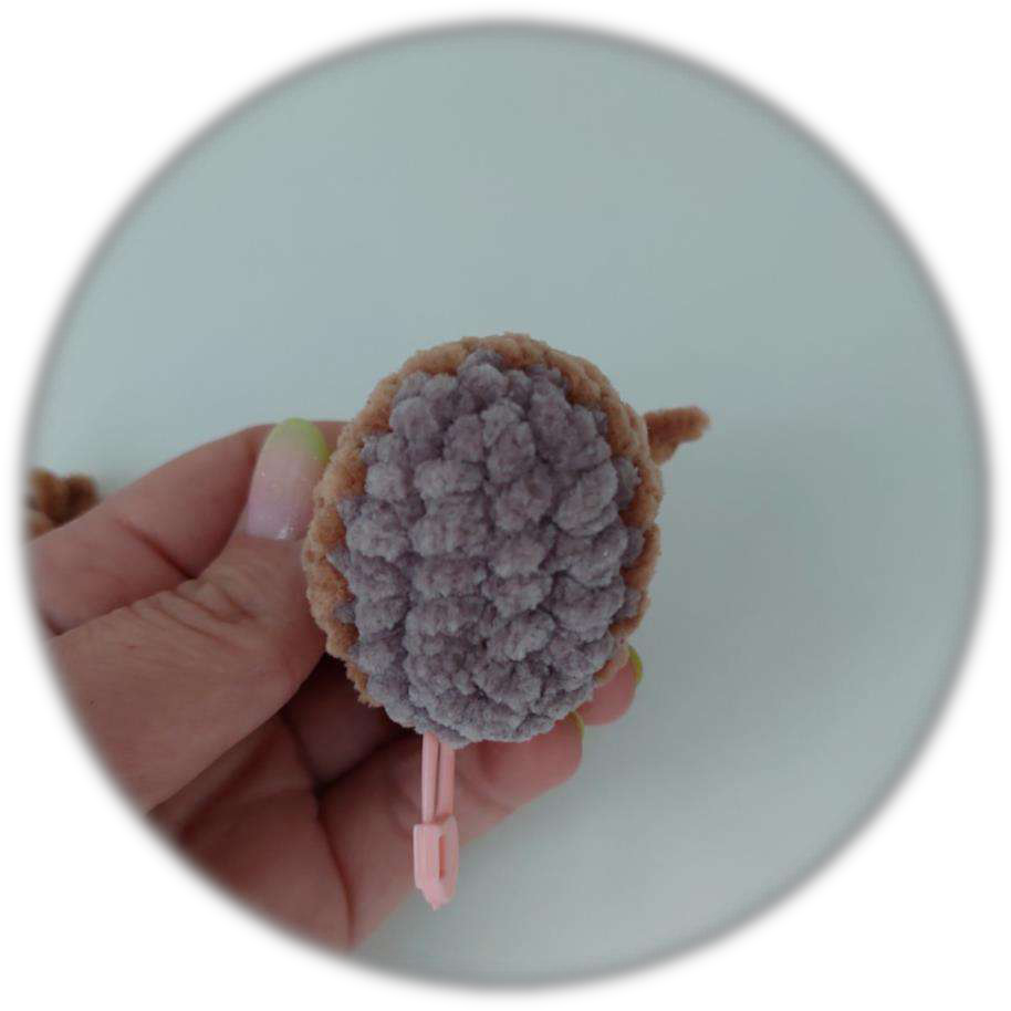 Head with color changed to main body color