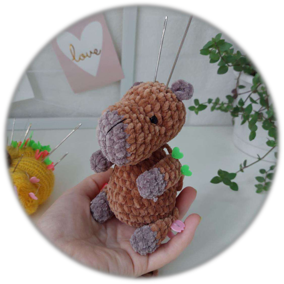 Crochet a Cute Capybara: Free Amigurumi Pattern!