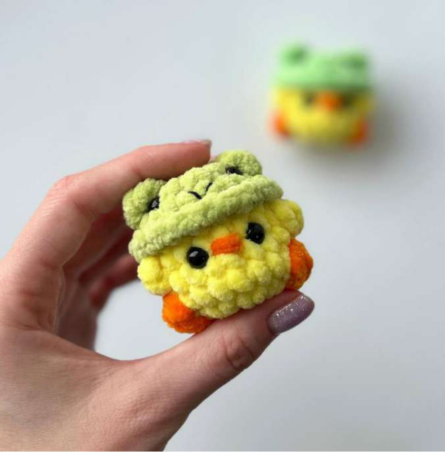 Crochet Materials and Yarn for Micro Duck