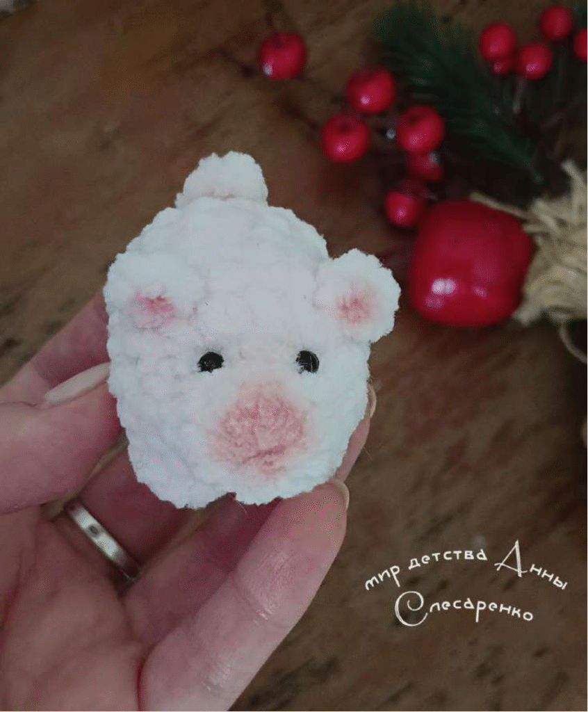 Crochet An Adorable Mini Pig: Free Pattern
