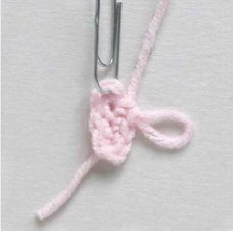 Crochet doll leg shaping detail