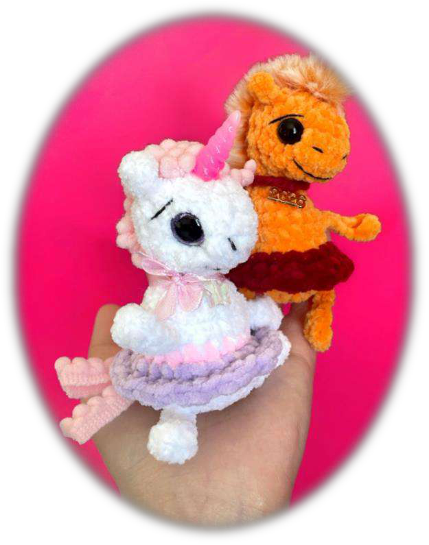 Beginning of the Igogoshka crochet head