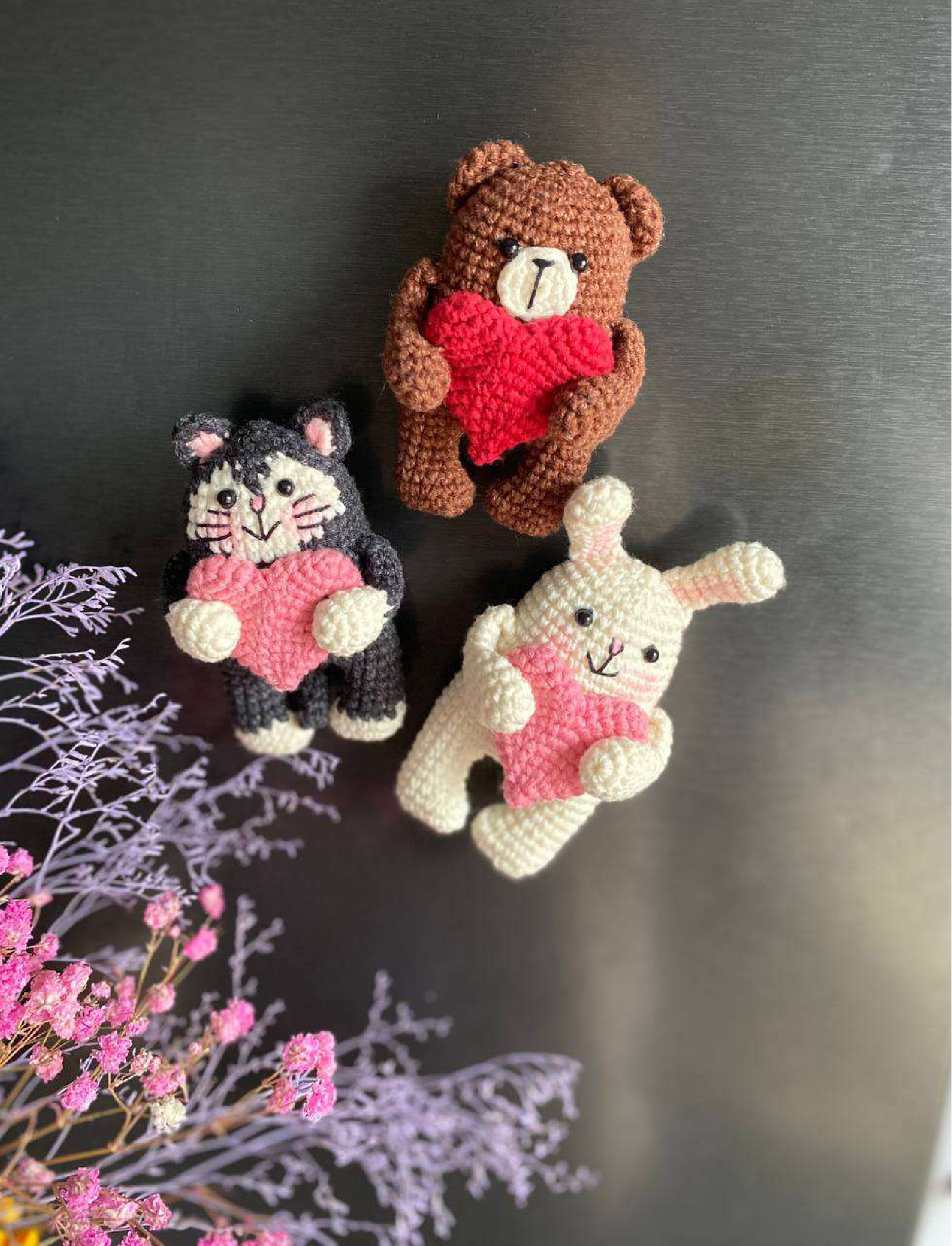 Craft Adorable Valentine Magnets – Free Pattern!
