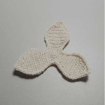 Top view of the finished daffodil