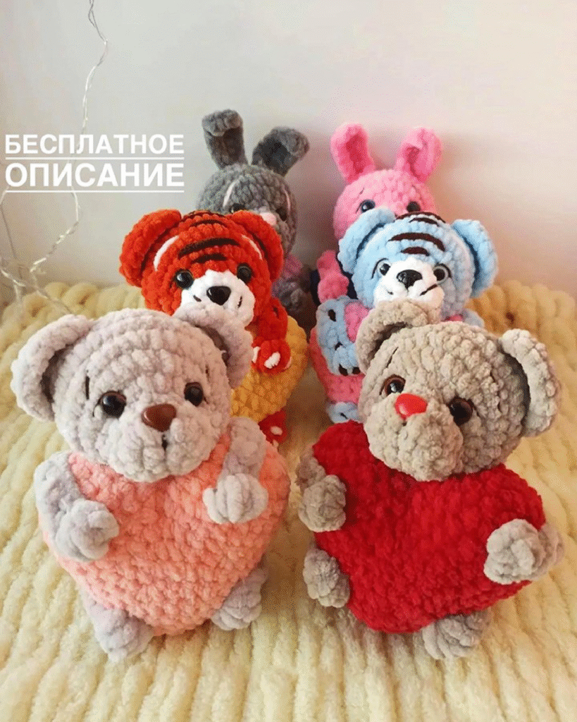 Crochet Adorable Animal Hearts: FREE Pattern!