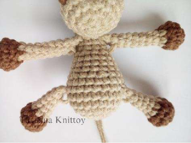 Gathering tail strands