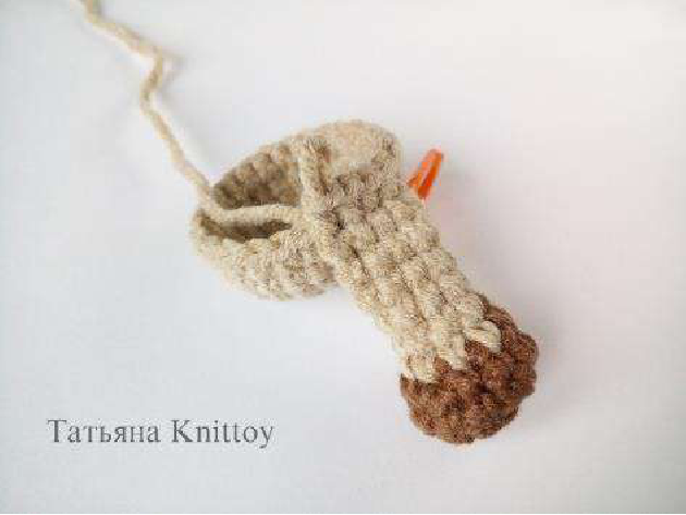 Attaching first lower leg