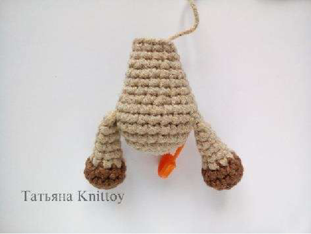 Attaching second lower leg