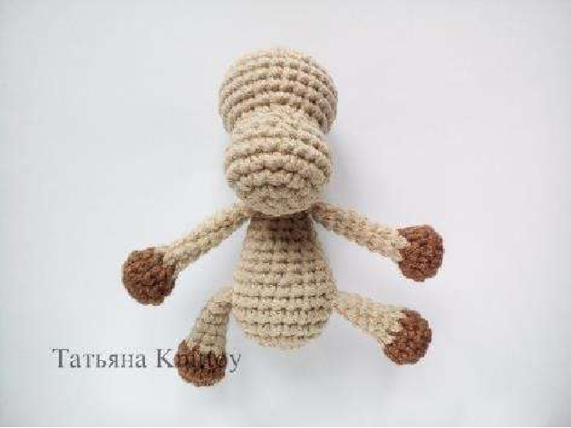 Crocheted white eye base