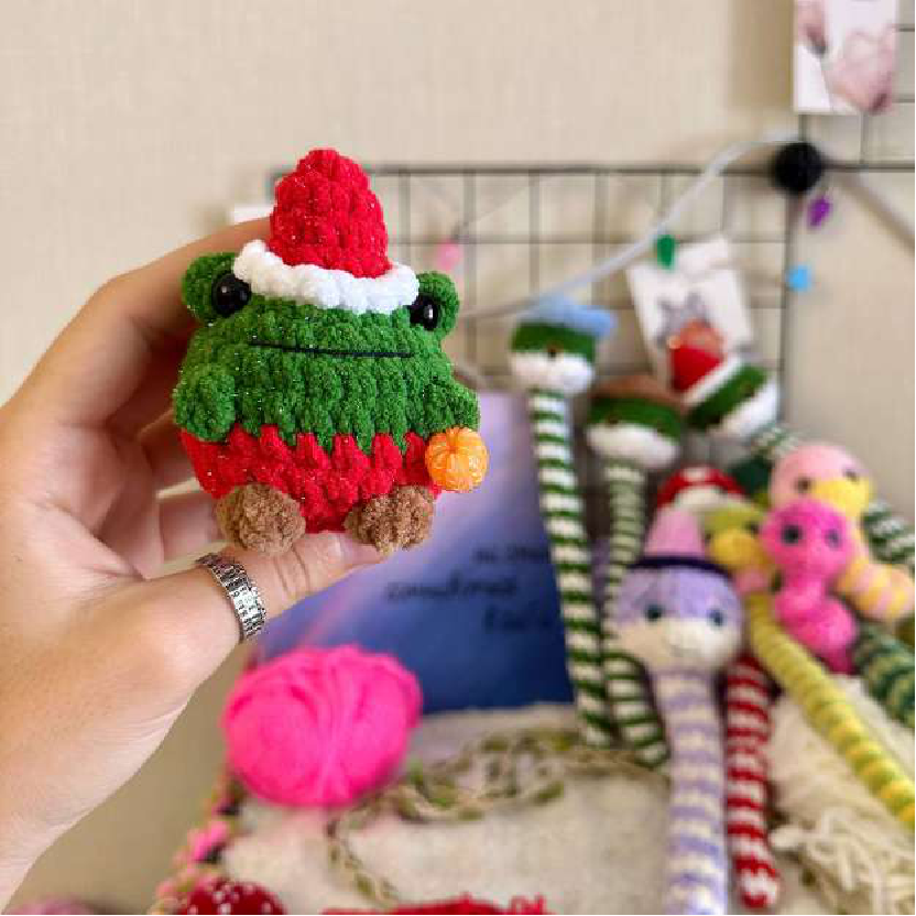 Cute Froggy Hat: Free Crochet Pattern