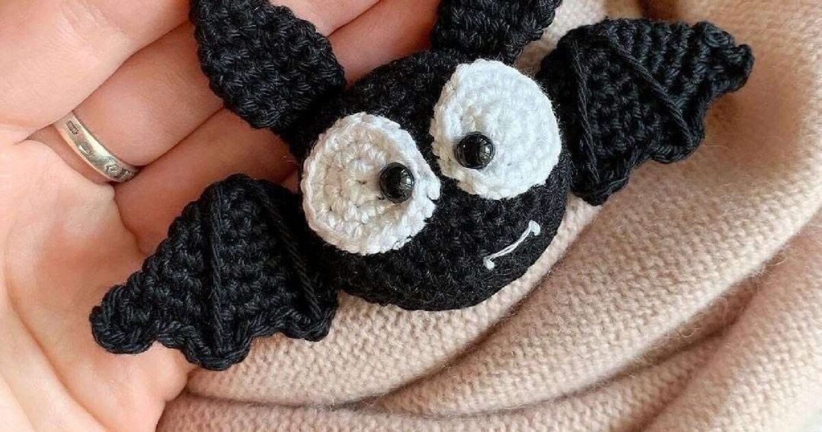 Free Juliaka Amigurumi Crochet Toy Pattern