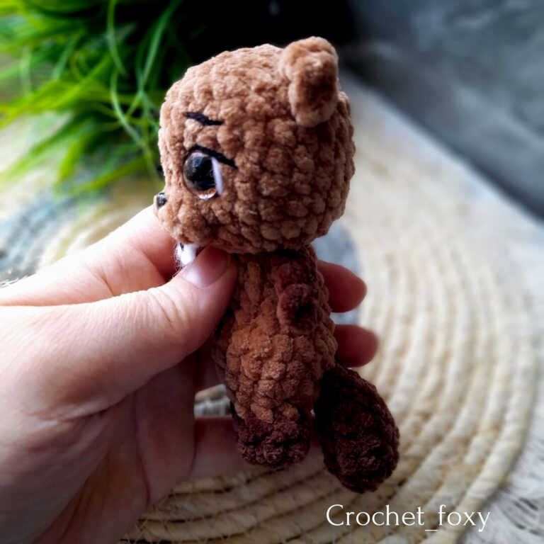 How to Crochet the Cutest Squishy Plush Beaver (Free Amigurumi Pattern!)